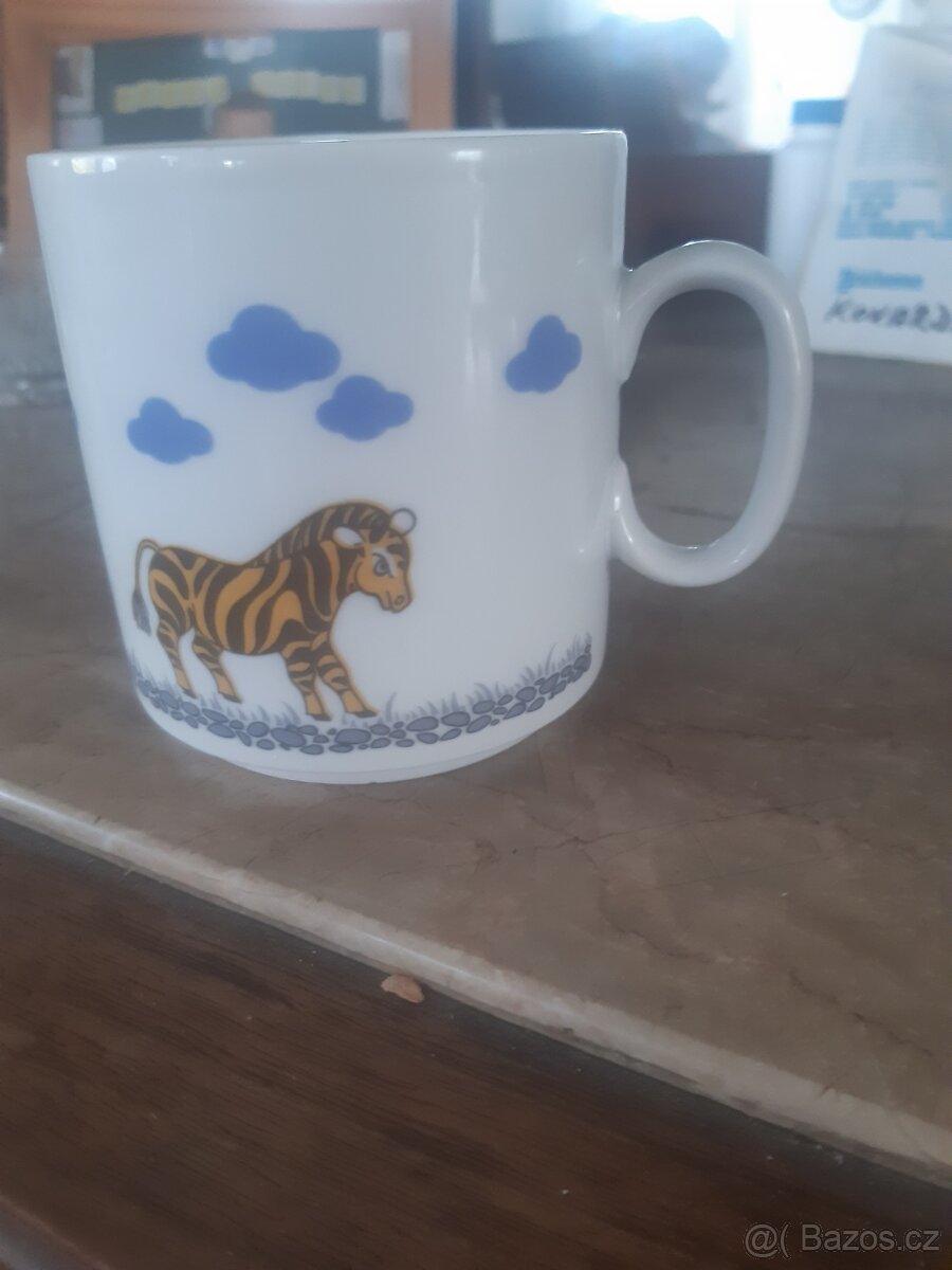 Retro hrnek hrneček - 3