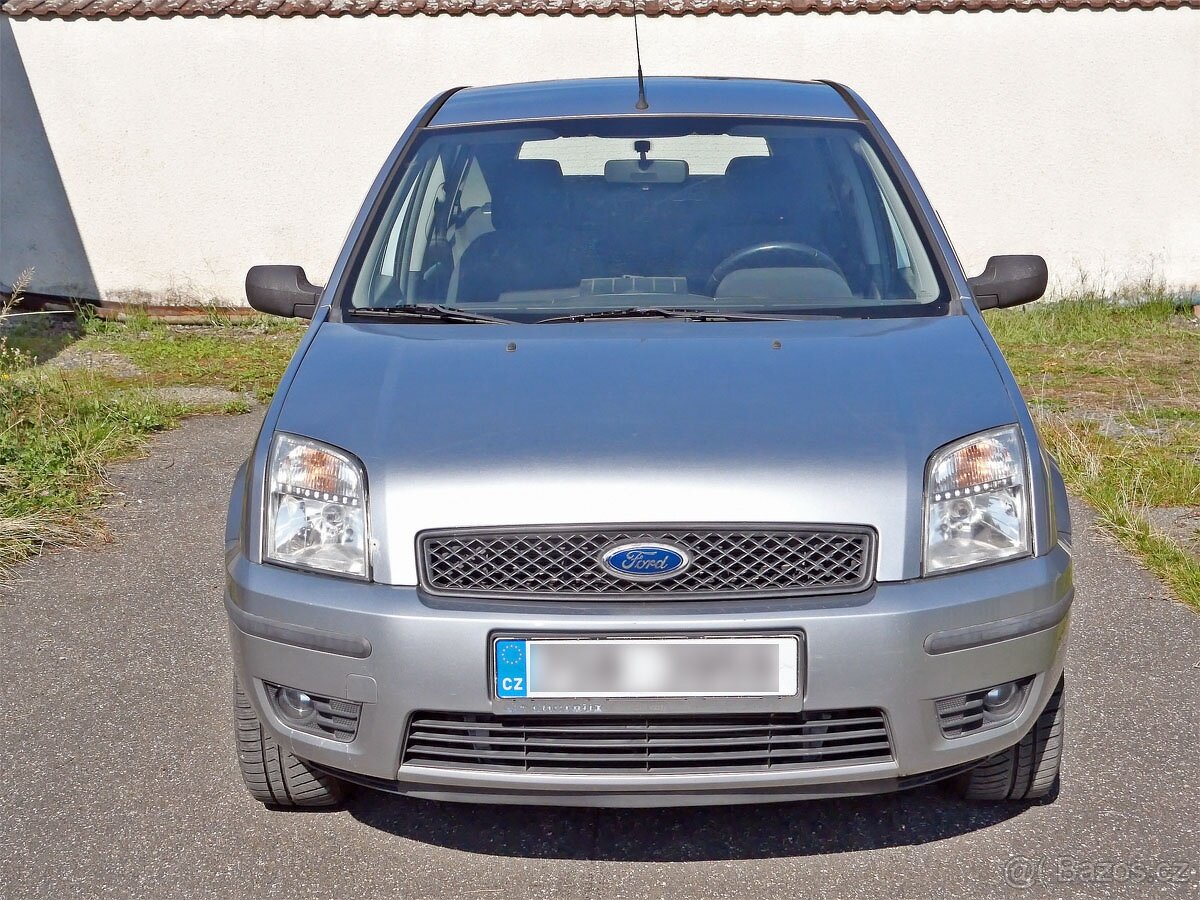 Ford Fusion 1.4 benzin (r.v. 2005) stříbrný - STK do 09/2027 - 3