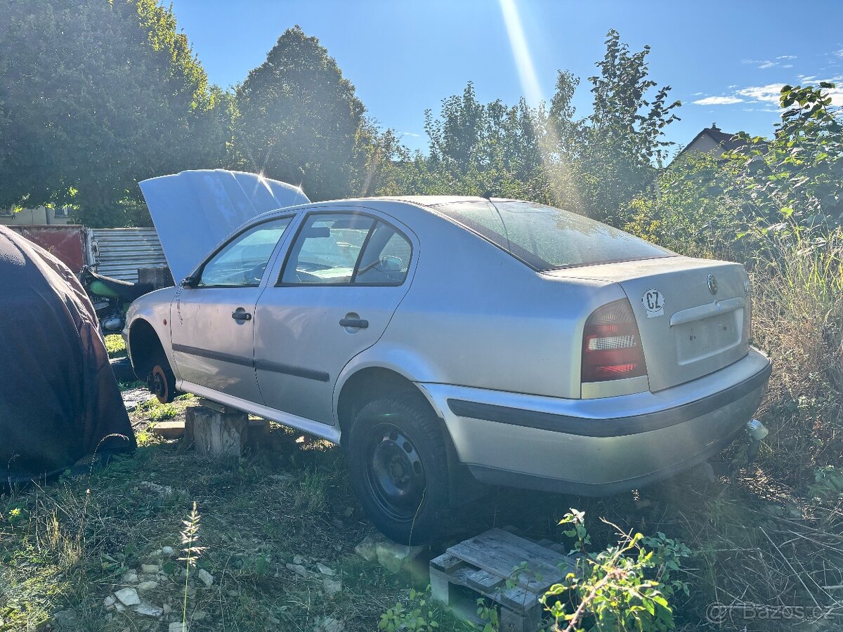 Škoda octavia 1 1.9tdi 66kw předface díly z vozu - 3