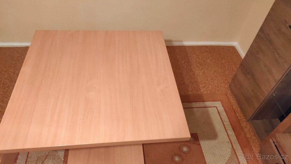 Jídelní stůl - 3
