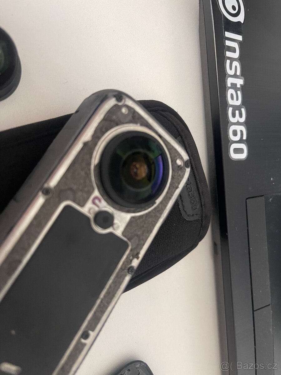Insta 360 x3 - 3