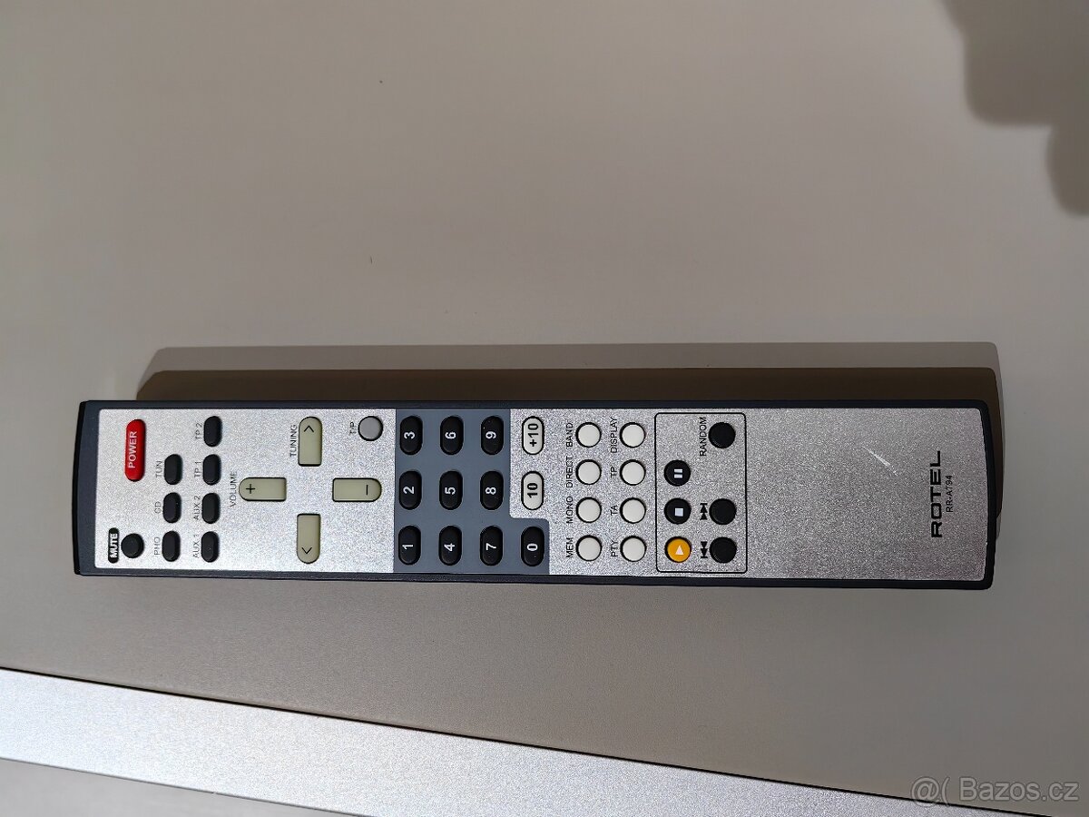 ROTEL RB03 + ROTEL RC03 pre amp + koncák - 3