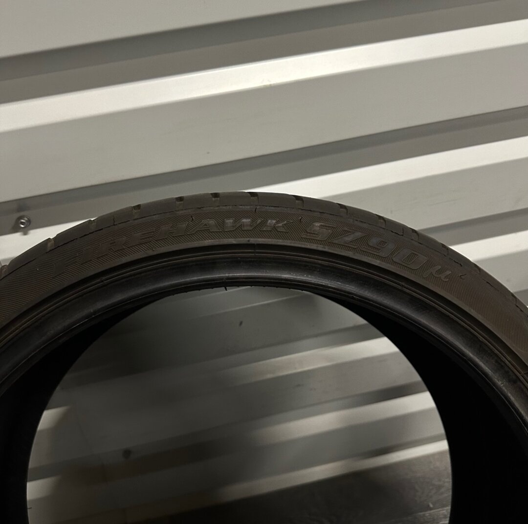 1ks pneu 235/35/19 FIRESTONE - 3