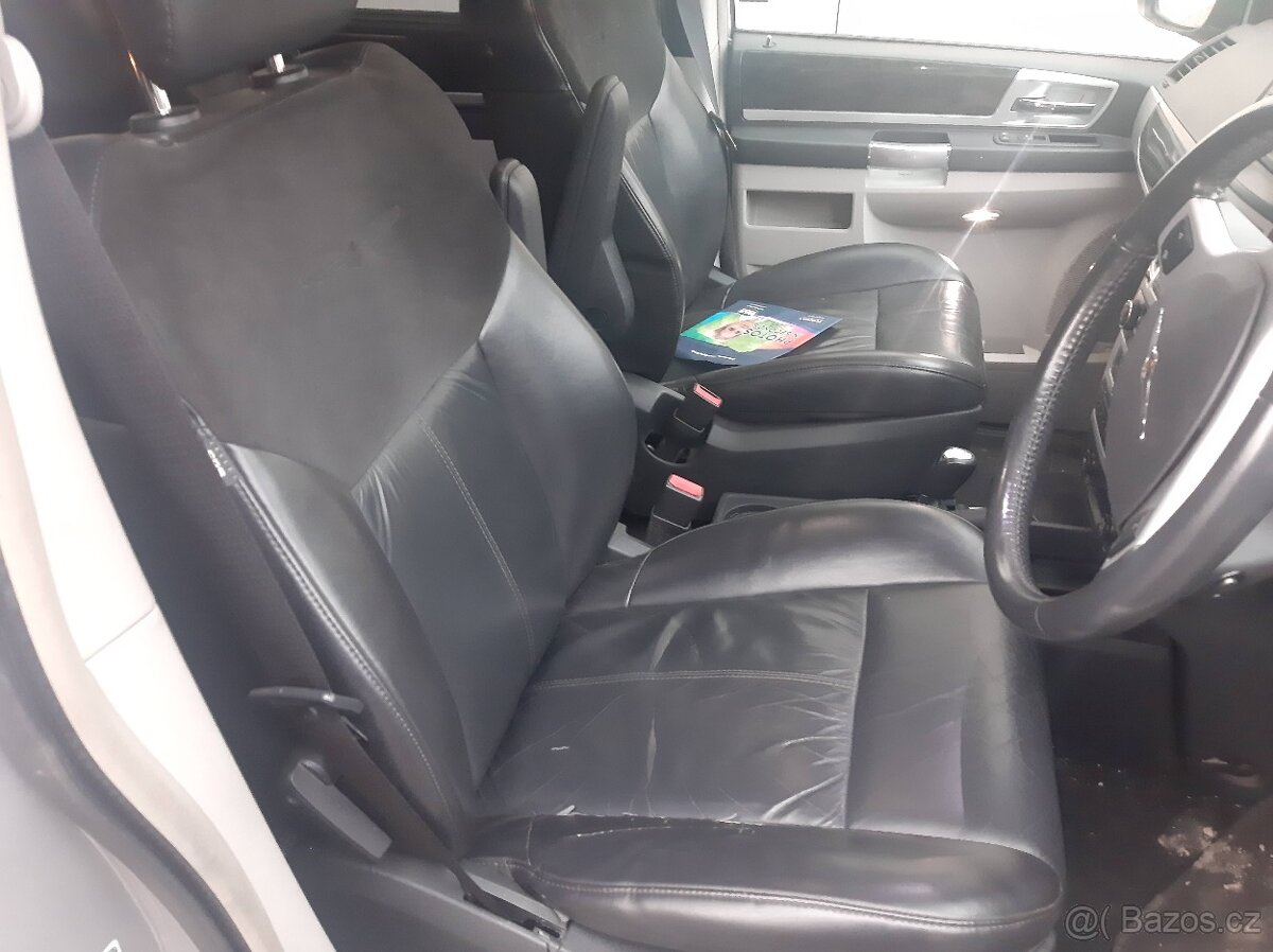 Chrysler Voyager RT - 3