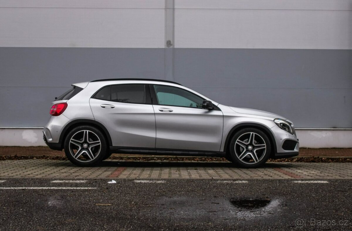 Mercedes-Benz GLA 220d 4MATIC AMG - Line - 3