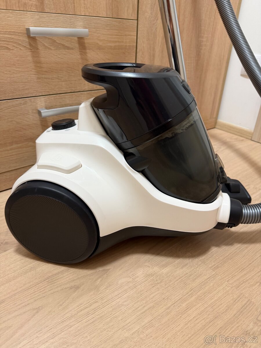Electrolux vysavač EASE C4 - 3
