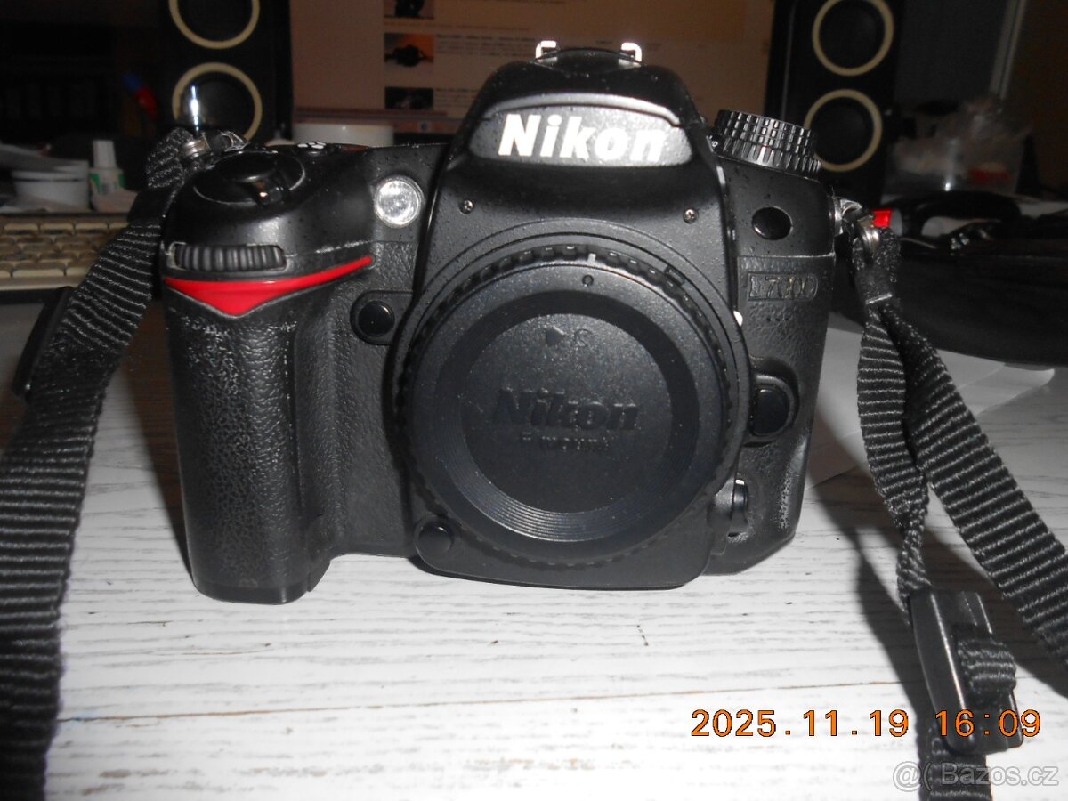 NIKON D7000+objektiv TAMRON AF 18-200mm - 3