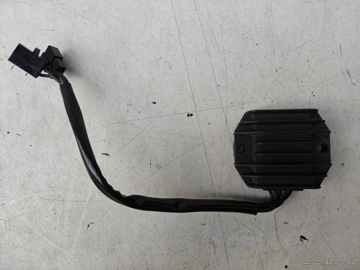 Suzuki GS 500 - CDI - regulátor - cívky - 3