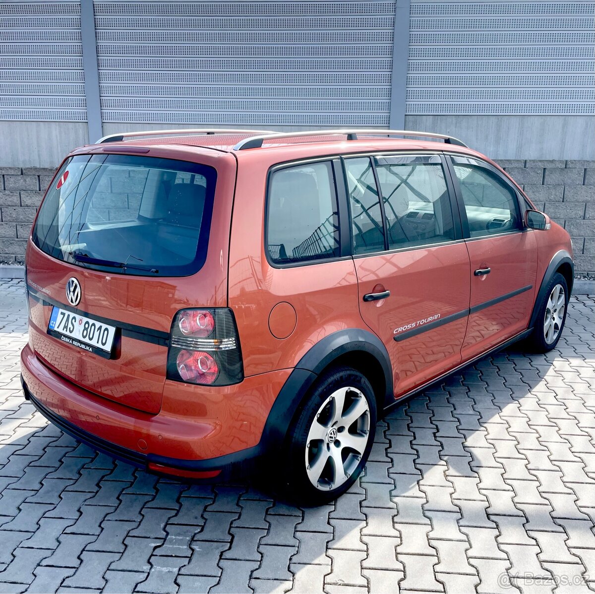 VW Touran CROSS /1,4i Tsi/ xenon/ 179000km/ 6ti rychl./ - 3