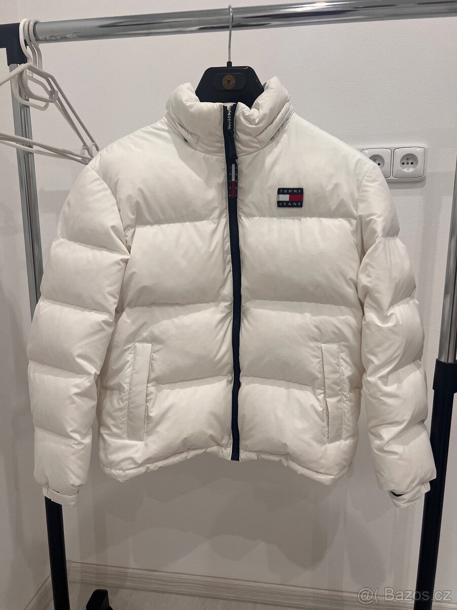 Péřová Tommy Jeans bunda - 3