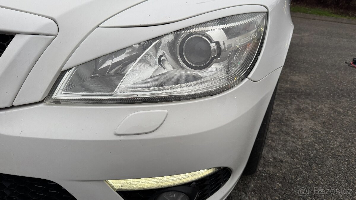 Škoda Octavia RS 2.0TDI 125kW XENON - 3