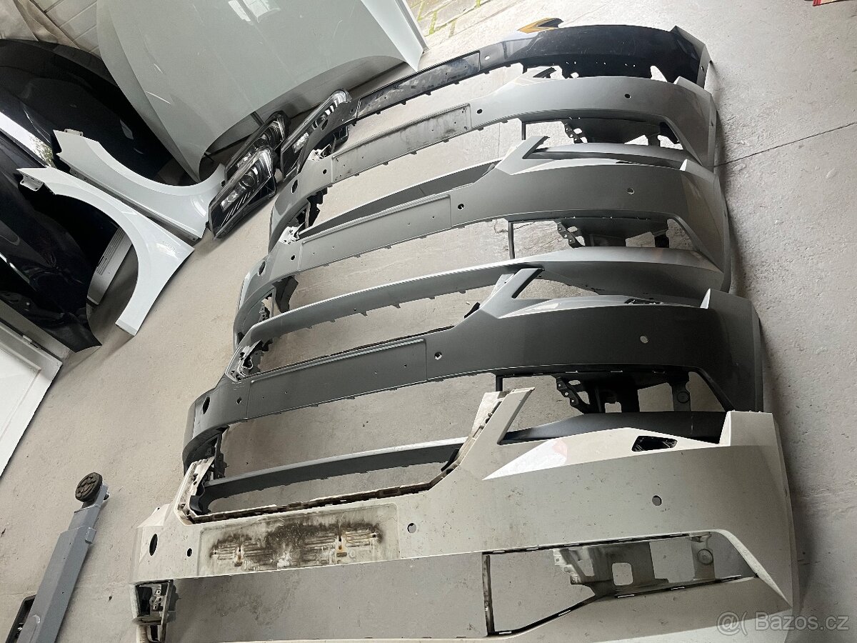 Superb 3 dveře,světla,nárazníky ,kapoty - 3