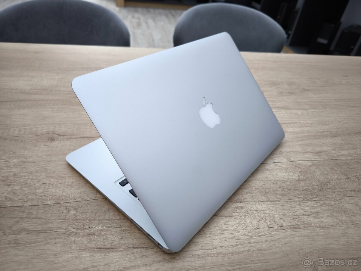 Apple MacBook Air 13 (A1466) Silver - ZÁRUKA 2 ROKY - 3