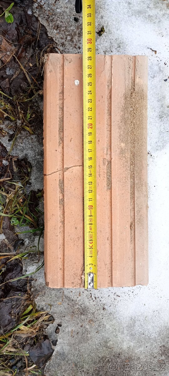 Cihle a hurdisky i - 3