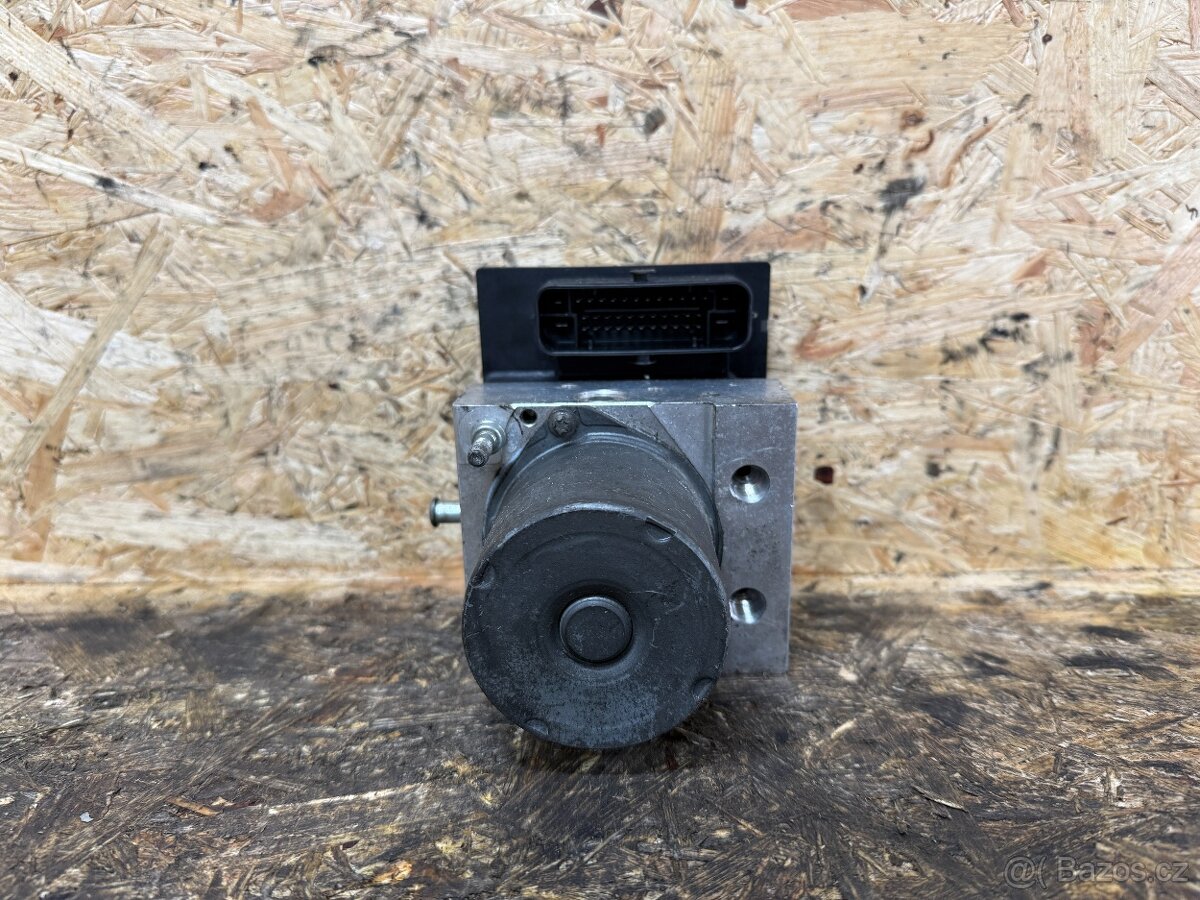 ŘÍDICÍ JEDNOTKA ABS AUDI 4F0910517K - 3