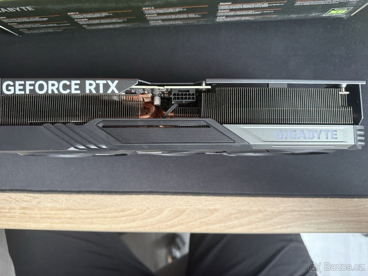 Gigabyte GeForce RTX 4070 Ti Gaming OC 12GB – top stav - 3