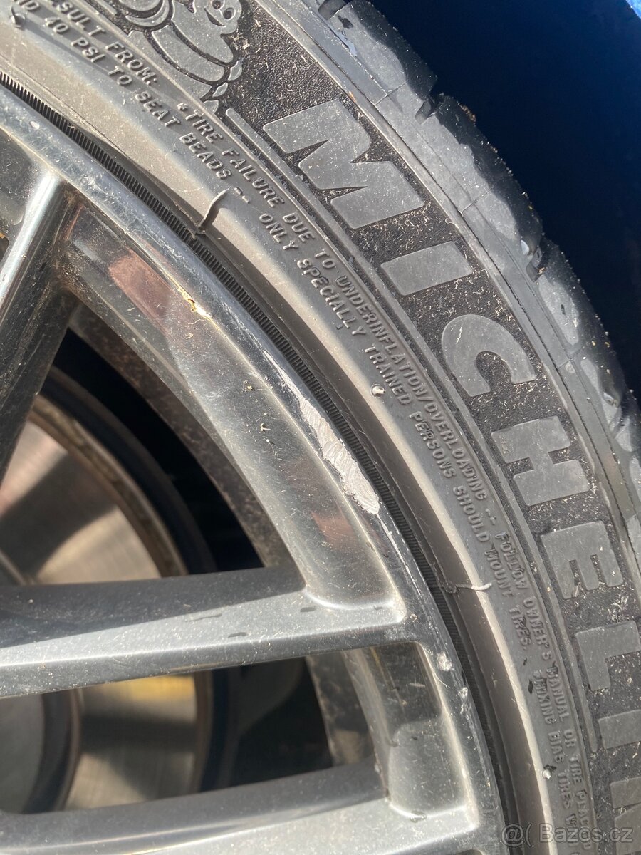 Japan Racing J28 - 3