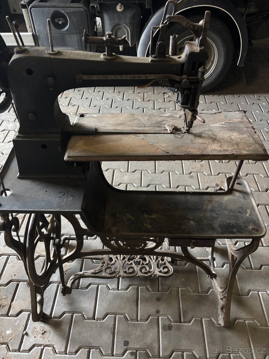 Prodám ševcovský šicí stroj - 3
