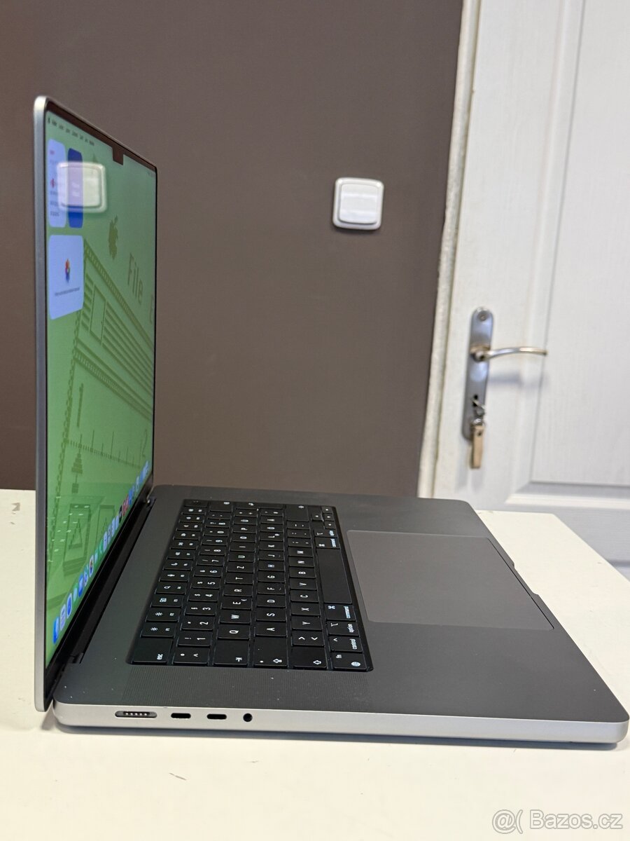 MacBook PRO 16” 2021 M1 MAX - 3