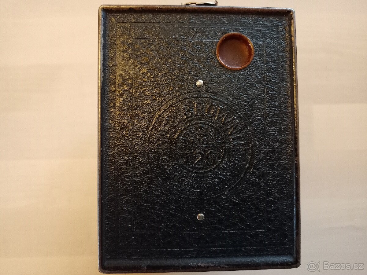 Kodak Brownie
- 3