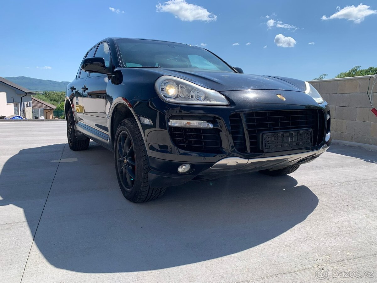 Porsche Cayenne Turbo Tiptronic - 3