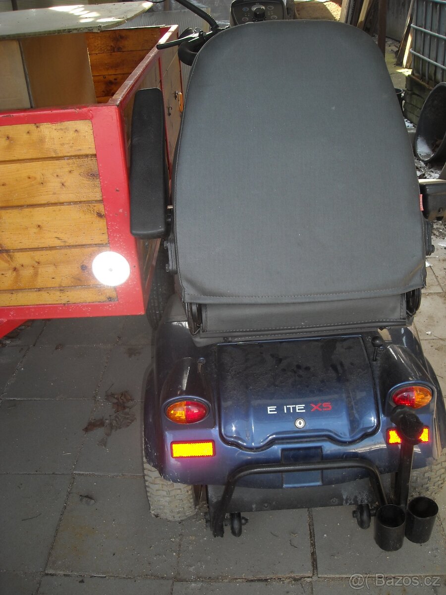 ELEKTRICKÝ SKÚTR – TŘÍKOLKA - 3