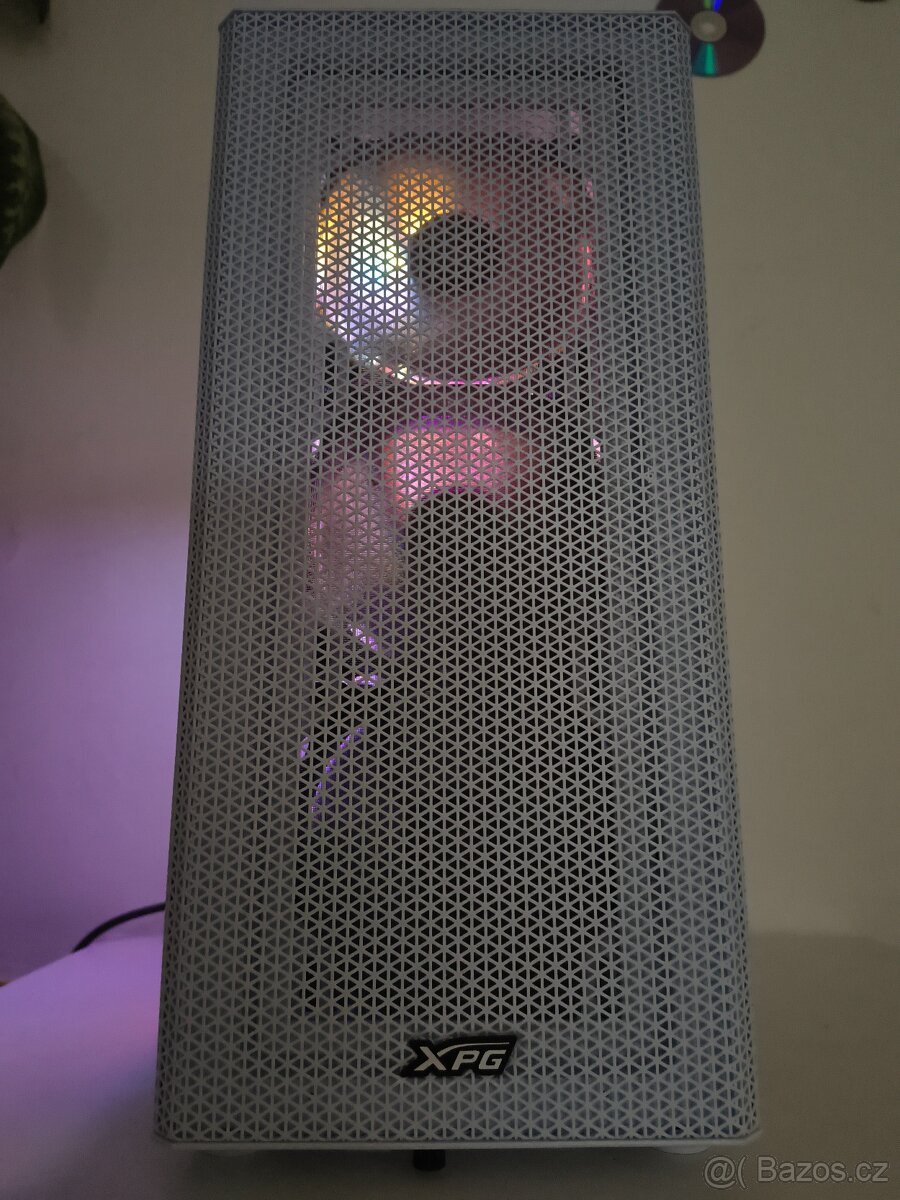 Herní PC "SnowPiercer" - 3