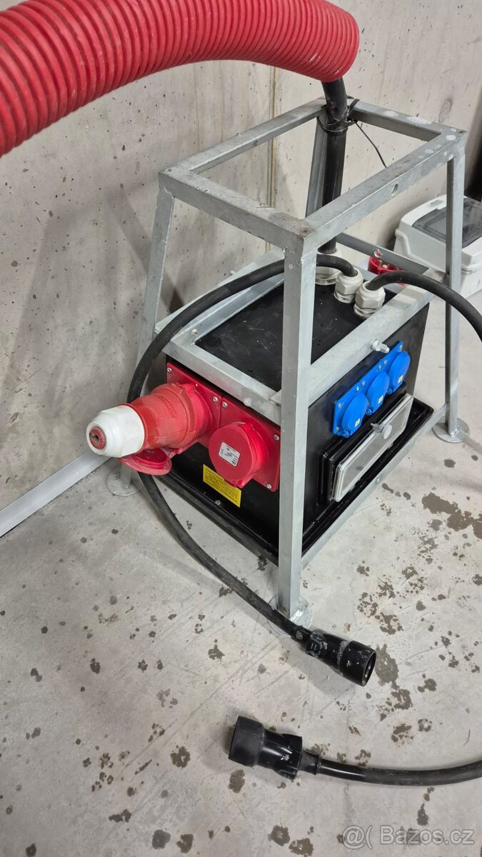 Staveništní rozvaděč 32A - 3