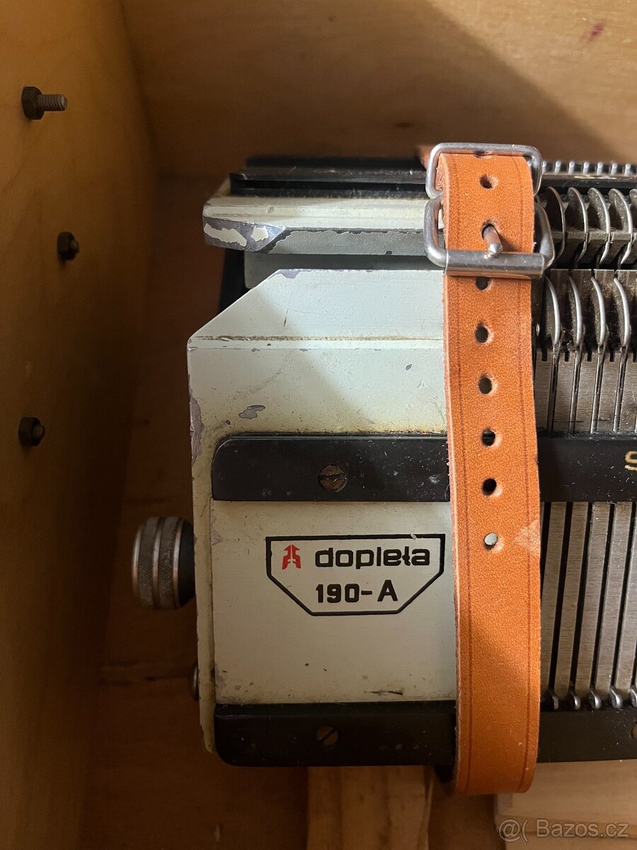 Pletací stroj DOPLETA 380 - 3