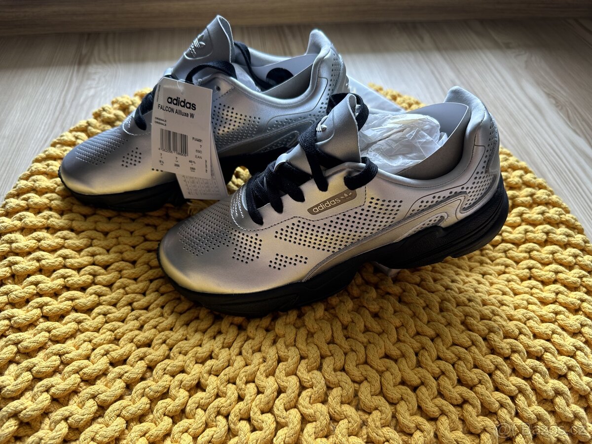 Nové stříbrné tenisky Adidas Falcon vel 7 dámské, dívčí - 3