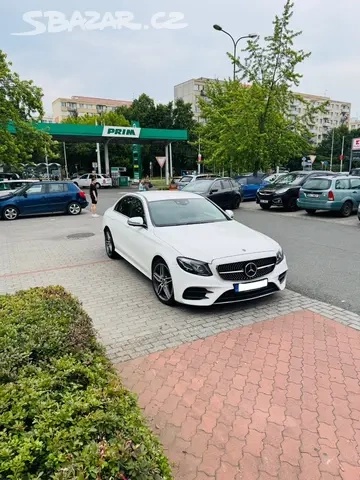 Mercedes E 220 d-143kw, r.v.2019, 4 matic Amg - 3