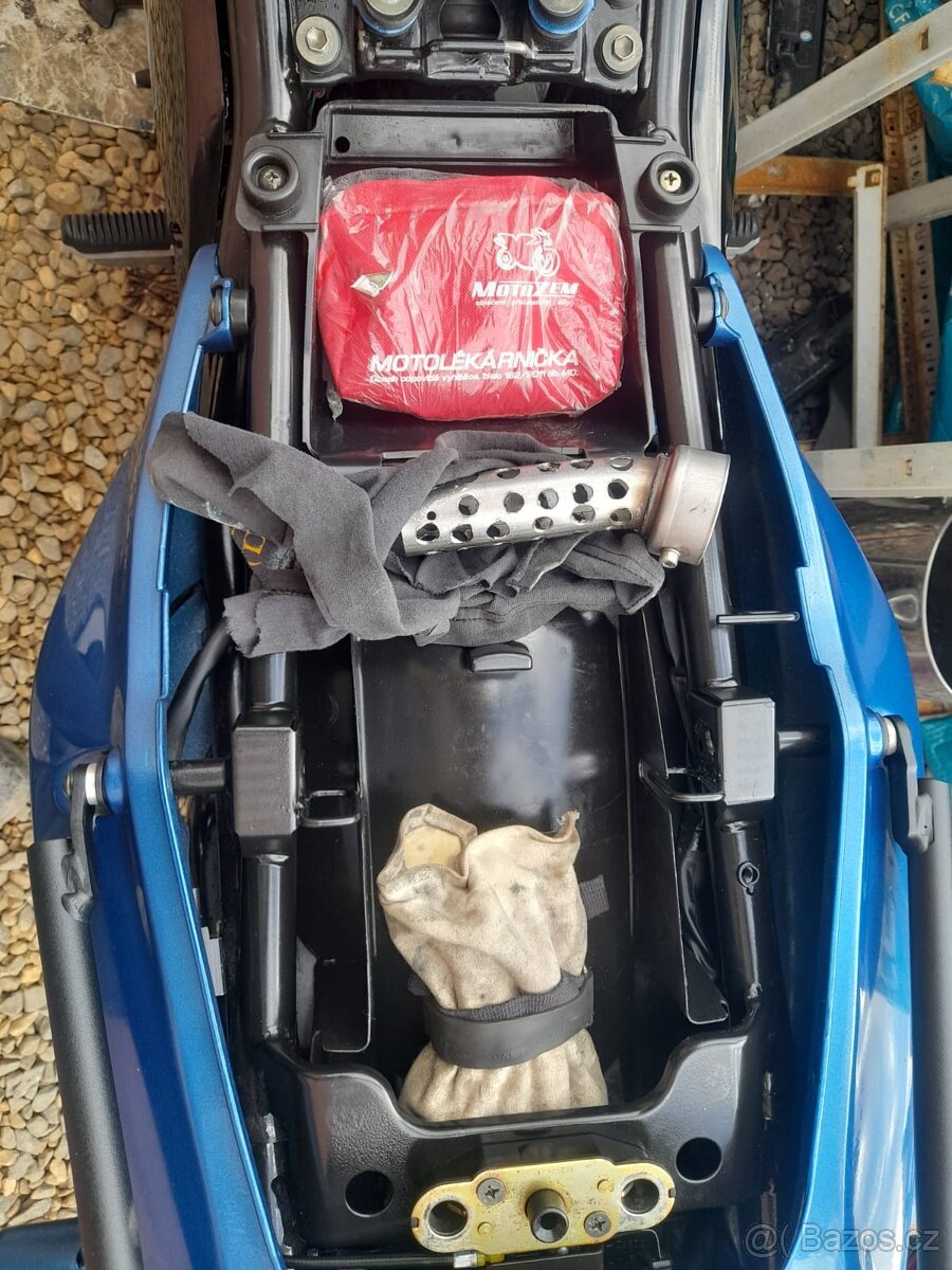 Suzuki bandit 1200s - 3