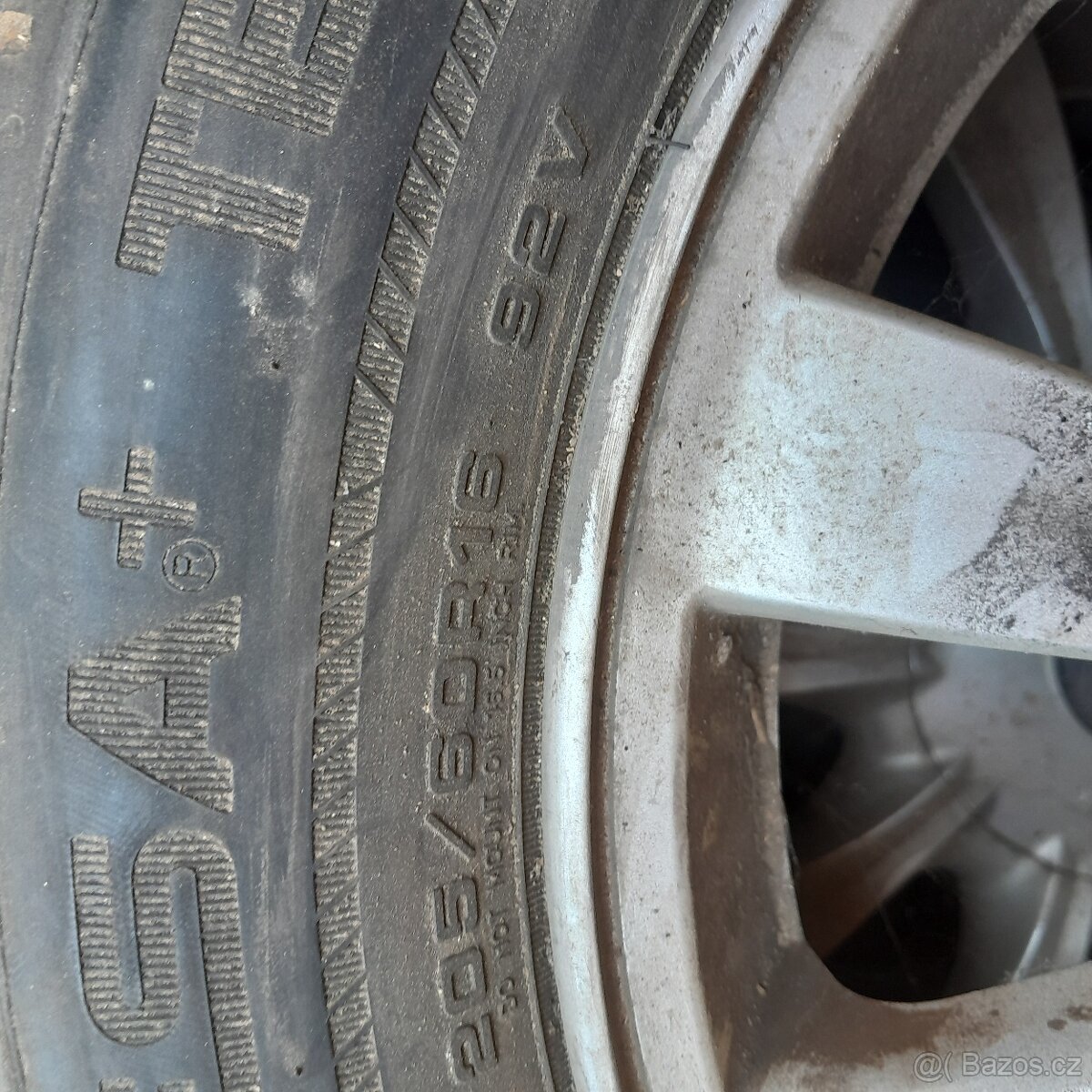 205/60/16 - 3