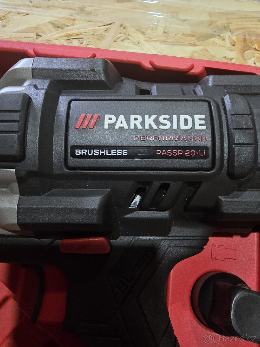 Parkside rázový utahovák performance s baterií - 3