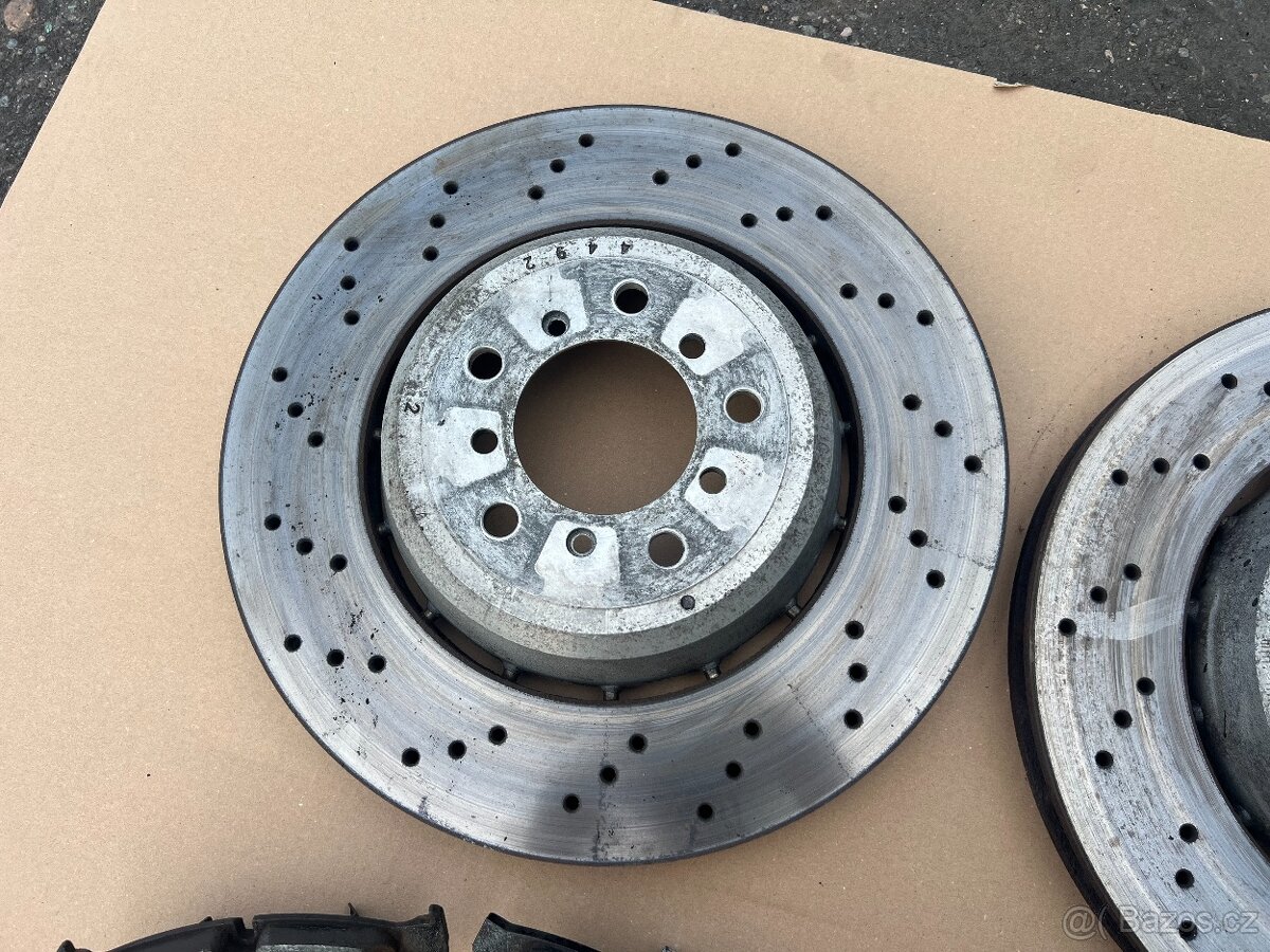 BMW E90/E92 M3 přední brzdy kotouče + destičky - 3