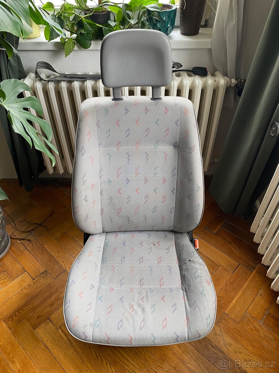 Sedačky t4 - 3
