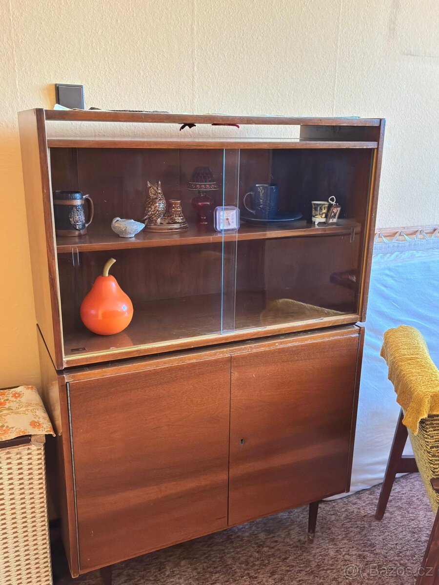 Nábytek 60 léta - 3