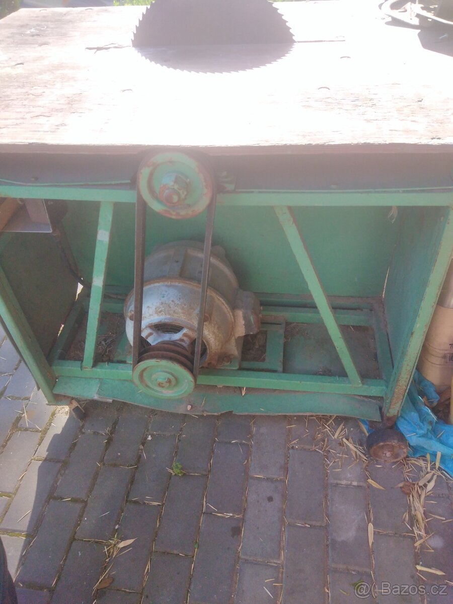 Retro cirkulárka - 3