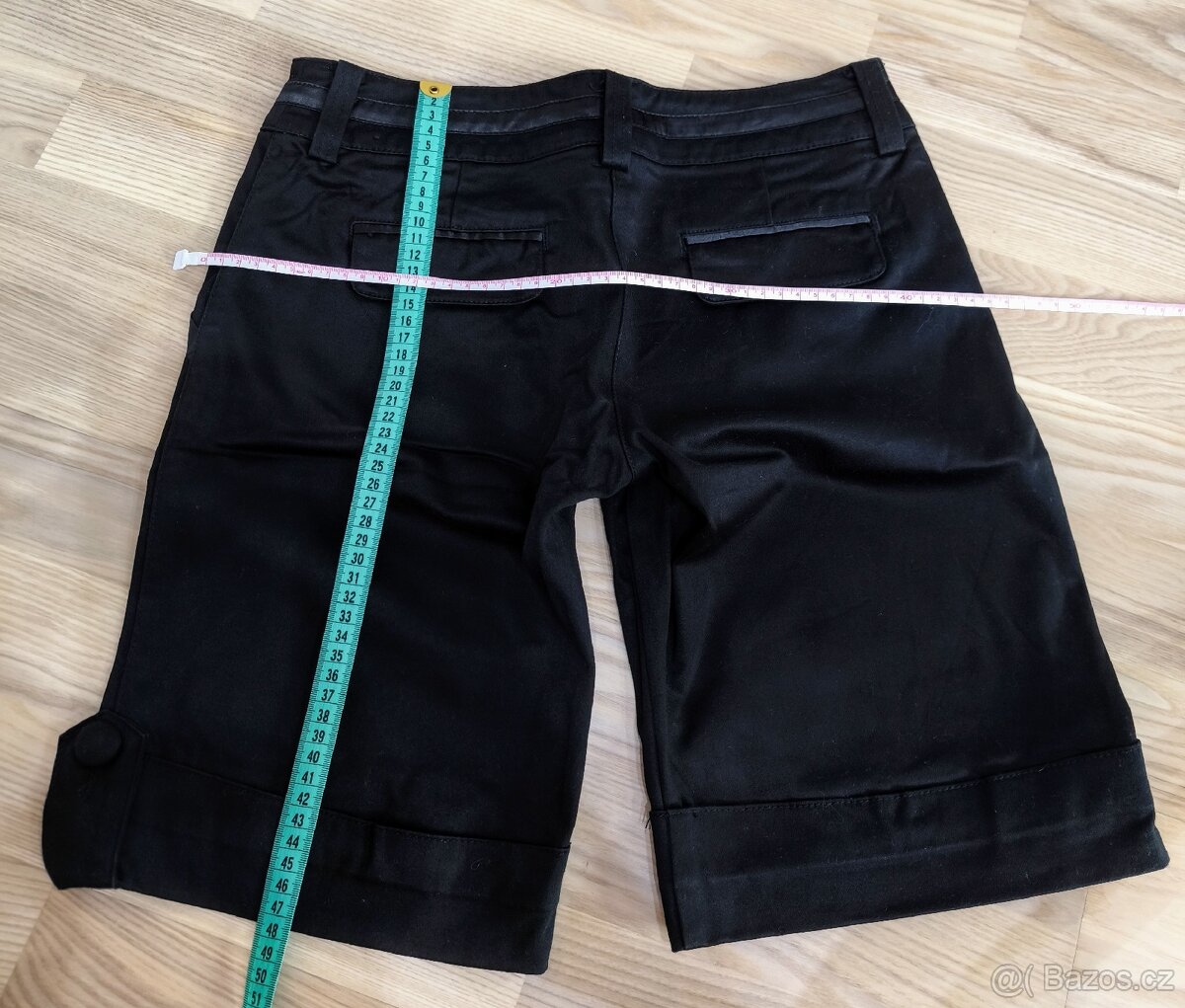 Společenské lesklé kraťasy - 3