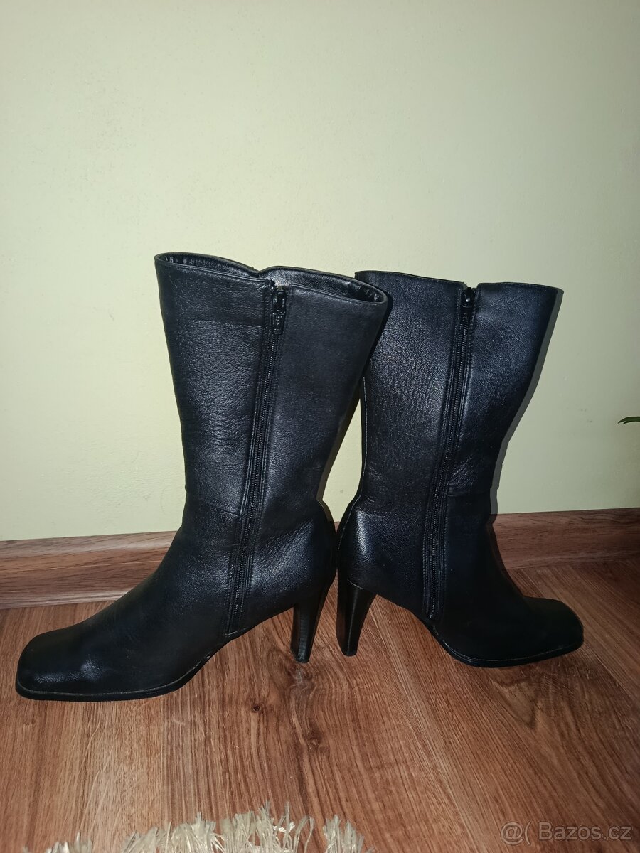 Černé kožené kozačky - 3