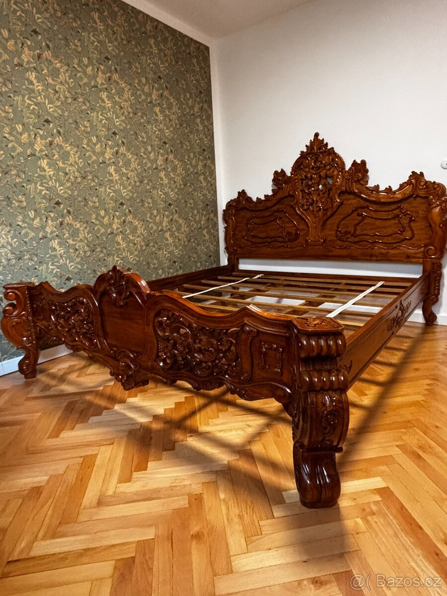 Zámecká postel - 3