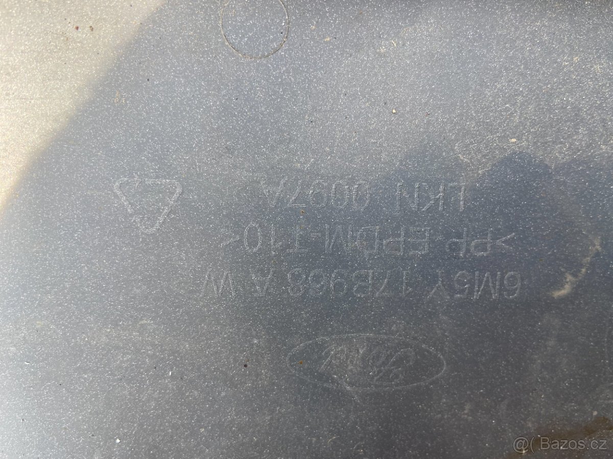 Mix náhradních dílů Focus, Sciro, 370Z - jen co je v textu - 3