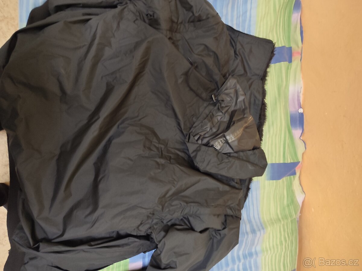 Pracovní nebo zimní bunda - 3