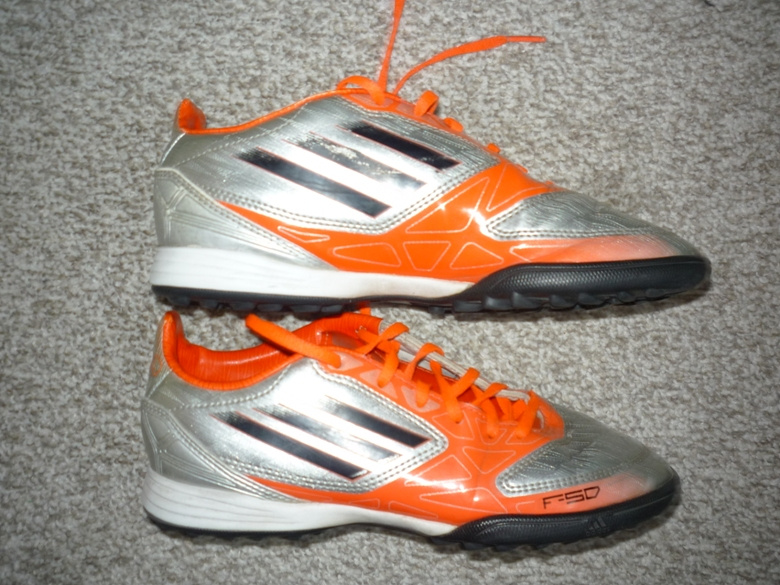 Stříbrnooranžové turfy zn Adidas F50, vel 36 2/3 stélka 23cm - 3