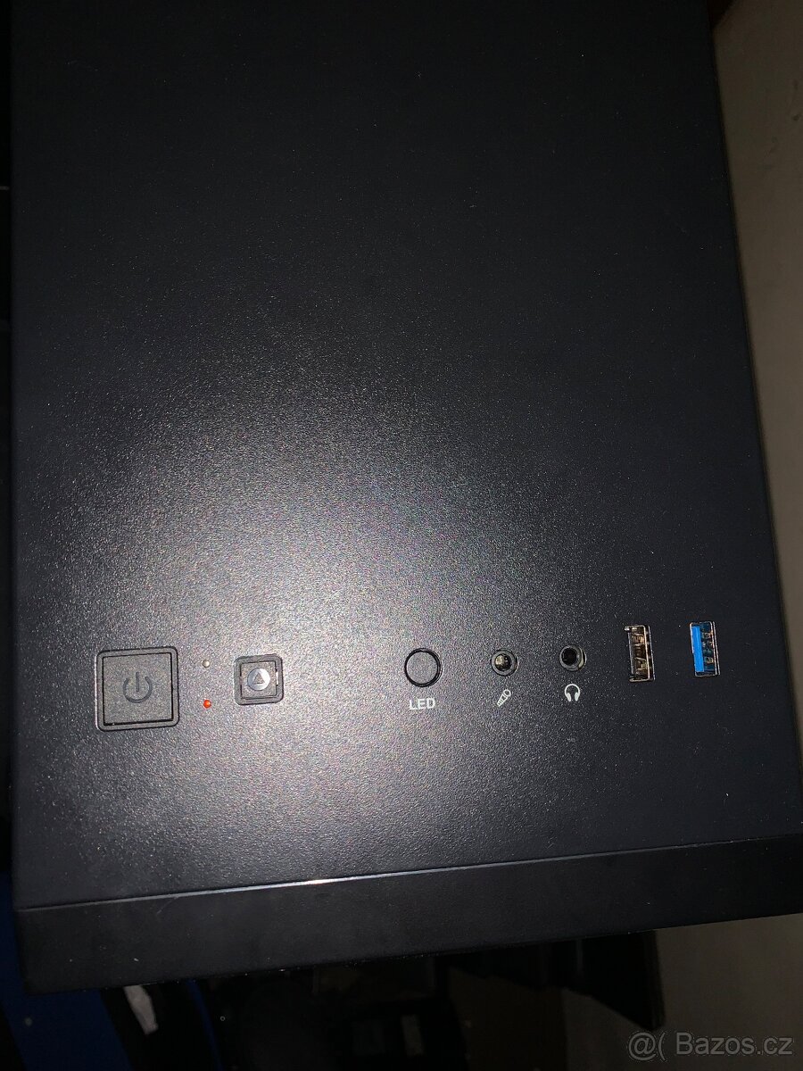 Intel Core i3 9. gen + RX 580 8GB | 16GB RAM nové | SSD nové - 3