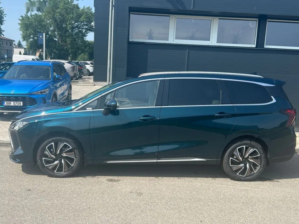 Dongfeng U-Tour, EXCLUSIVE FR 2 - 3