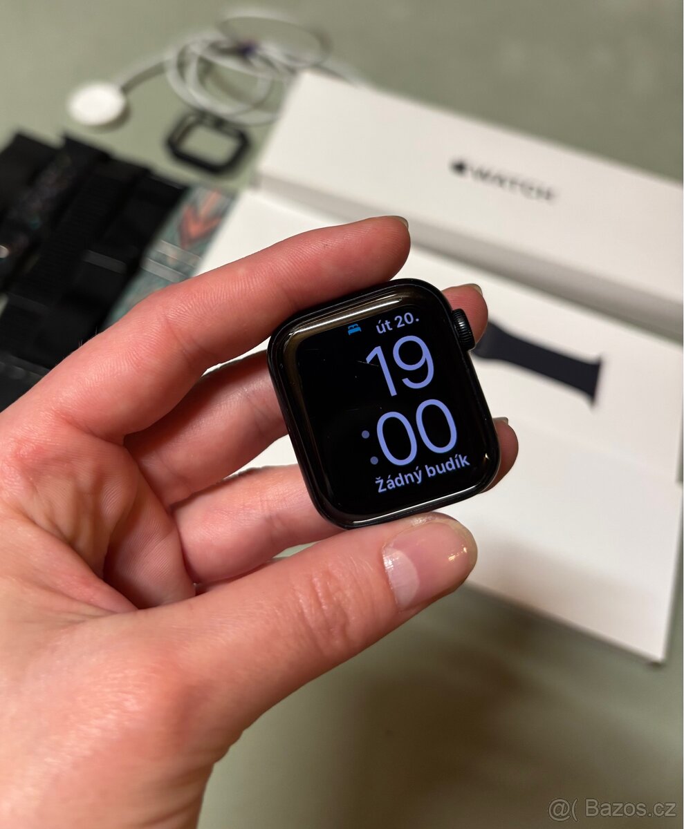 Apple Watch SE 2 40mm - 3