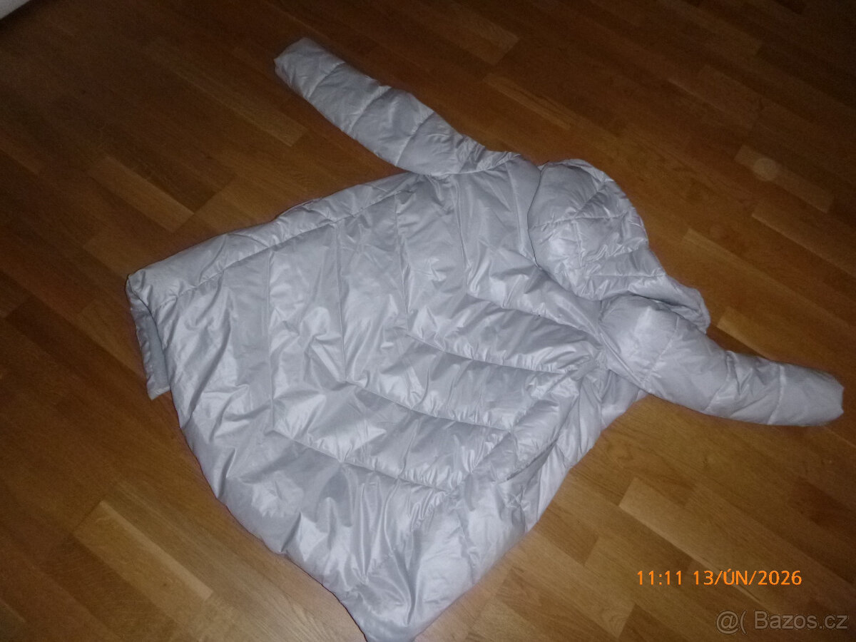 Prodám dámský kabát s kožešinou - 3