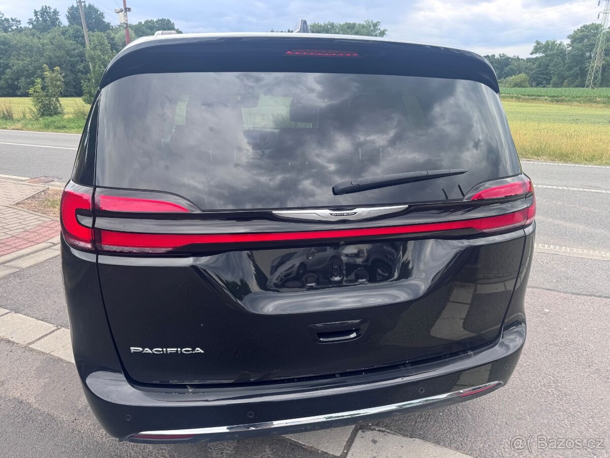 Chrysler Pacifica 3,6 L RU RADAR ADAPTTEMP 2022 - 3