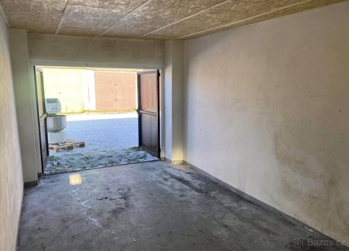 Pronájem garáže 18m2 Pardubice Popkovice - 3